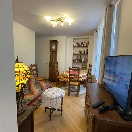 Mimosa Apartman Versailles